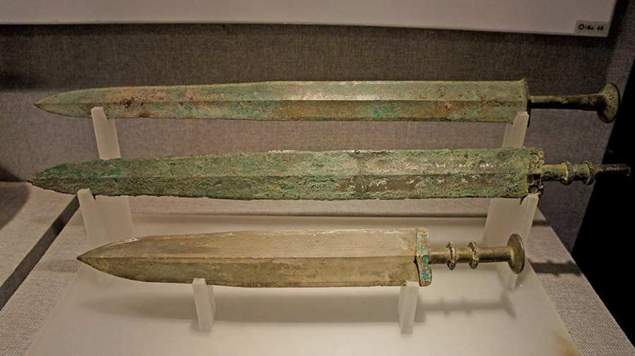 Ancient Qin bronze jian representing the historical background of the legendary Tai'e Sword Ancient Qin bronze jian representing the historical background of the legendary Tai'e Sword