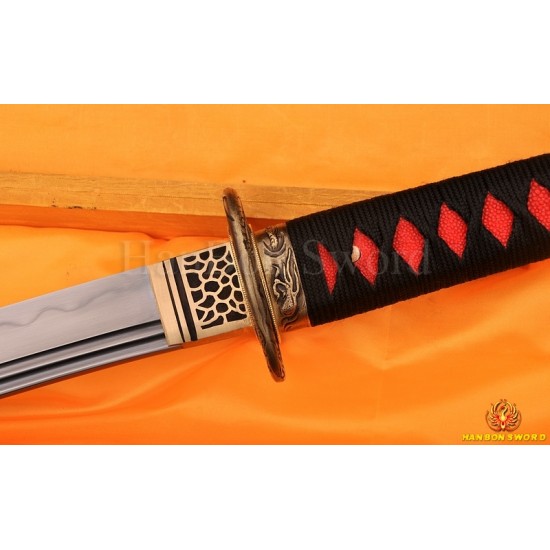 Hand Forged KATANA Folded Steel Clay Tempered Blade Dragon Musashi Koshirae Japanese Samurai Sword