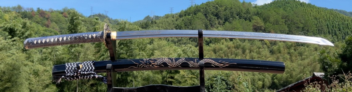 The Ultimate Guide to Choosing Your First Katana: 5 Things You Must Know
